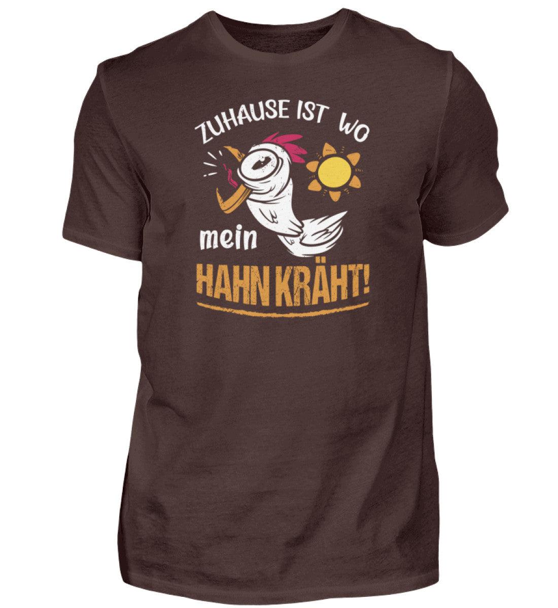 Zuhause ist wo mein Hahn kräht · Damen T-Shirt-Herren Basic T-Shirt-Brown-S-Agrarstarz